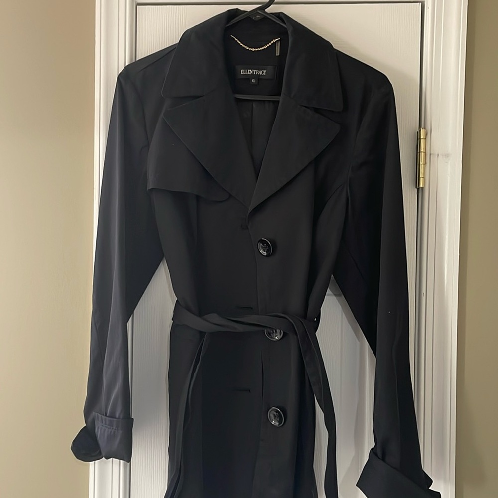 Black Ellen Tracy trench coat